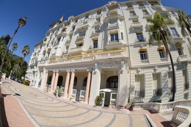 Beautiful Apartment In Menton Winter Palace With Super Terrace And Wonderful View Exterior photo